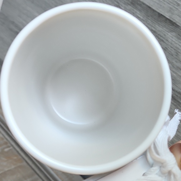 Beautiful ivory mug with pink floral detail. NWT. 16 oz - Picture 3 of 5